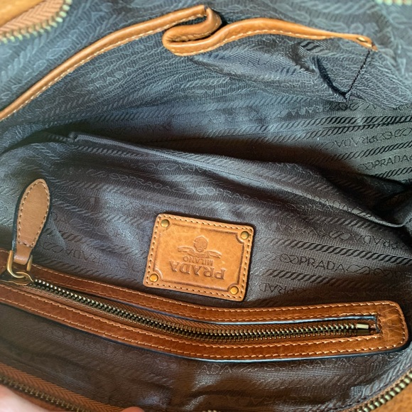 Prada brown leather bag excellent condition - Picture 3 of 3
